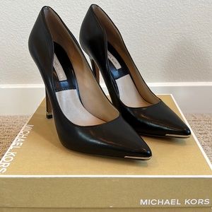 Michael Kors Pointy Cap Toe Pumps